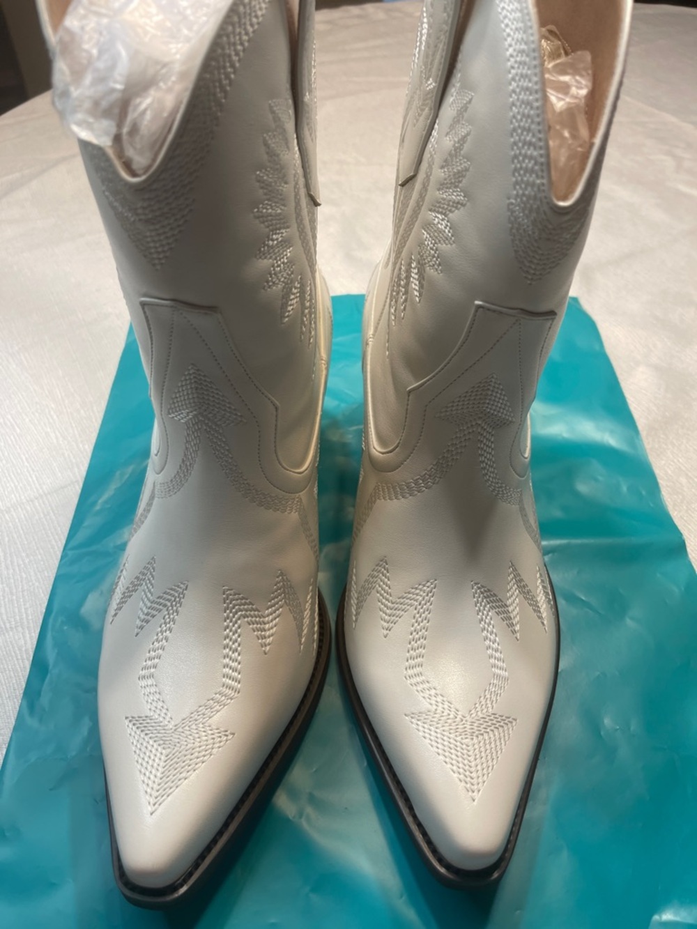 White Pointed-Toe Lace-Up Western‎ Ankle Boots - Women's